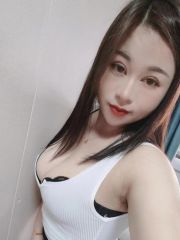 性感黑丝小摇子第一次下海