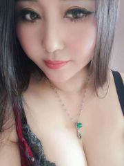 南城性感白皙妹妹