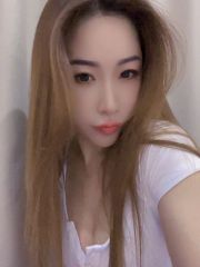 大美妞韵味十足