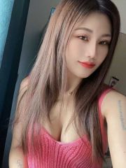 跟舌吻小姐姐爱爱