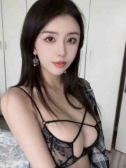 美乳骚妹口活一流服务棒