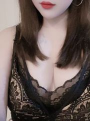 白皙骚女活好会调情