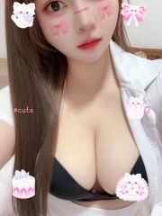 超性感大胸妹子