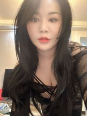 丰满大奶奶少妇