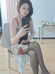 嫩妹胸大口爆一流