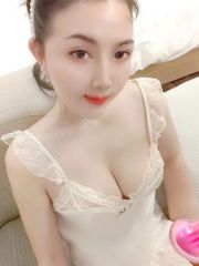 广州极品韵味鲍鱼兼职小姐姐