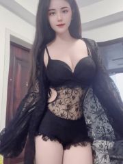 火辣风骚的小姐姐